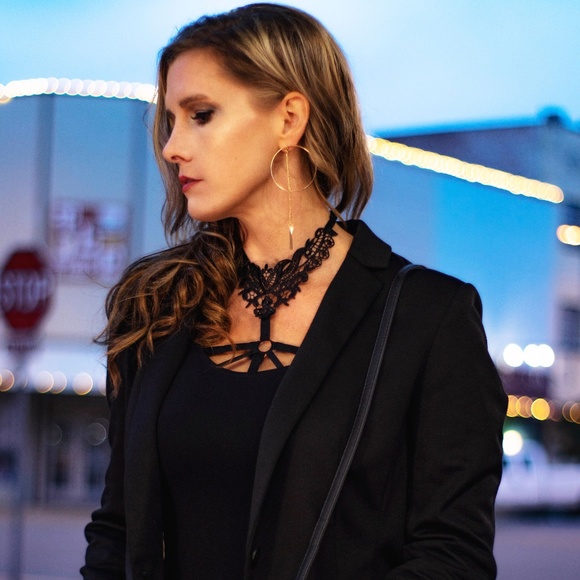 Meet the Posher - Picture 7 of 8